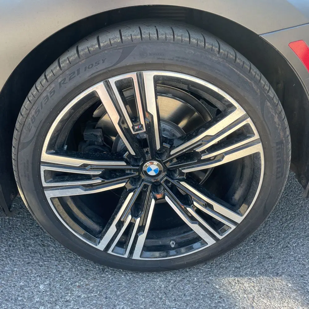 2023 BMW 7-Series 740i