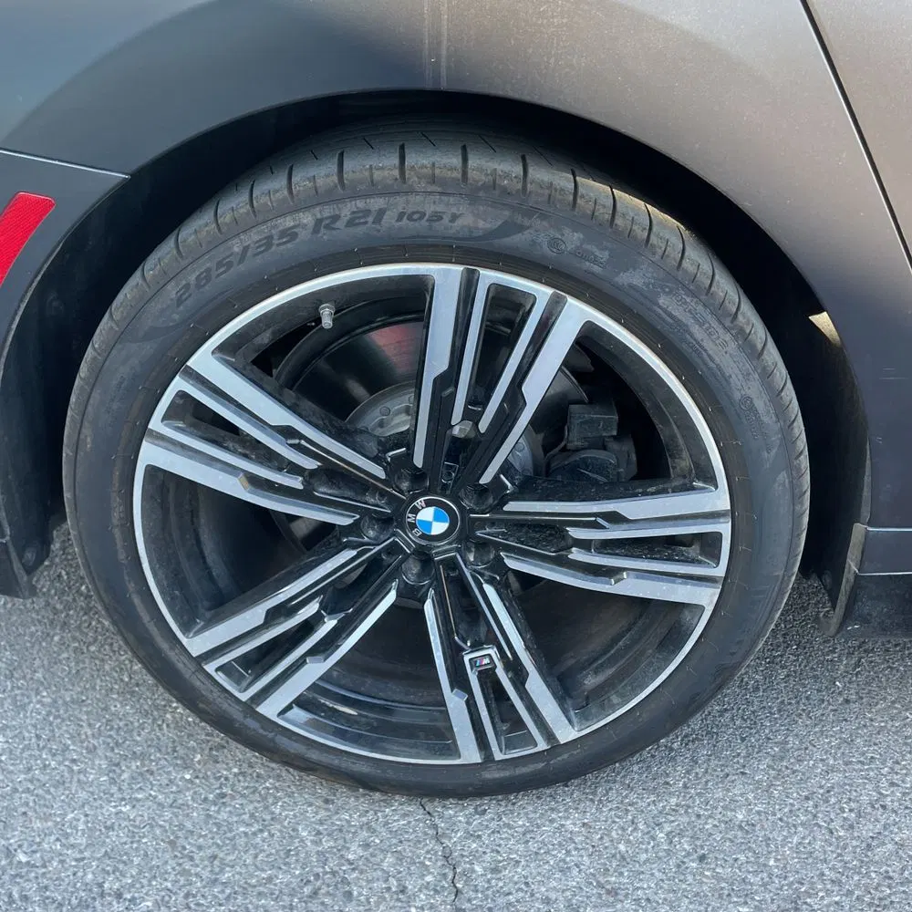 2023 BMW 7-Series 740i