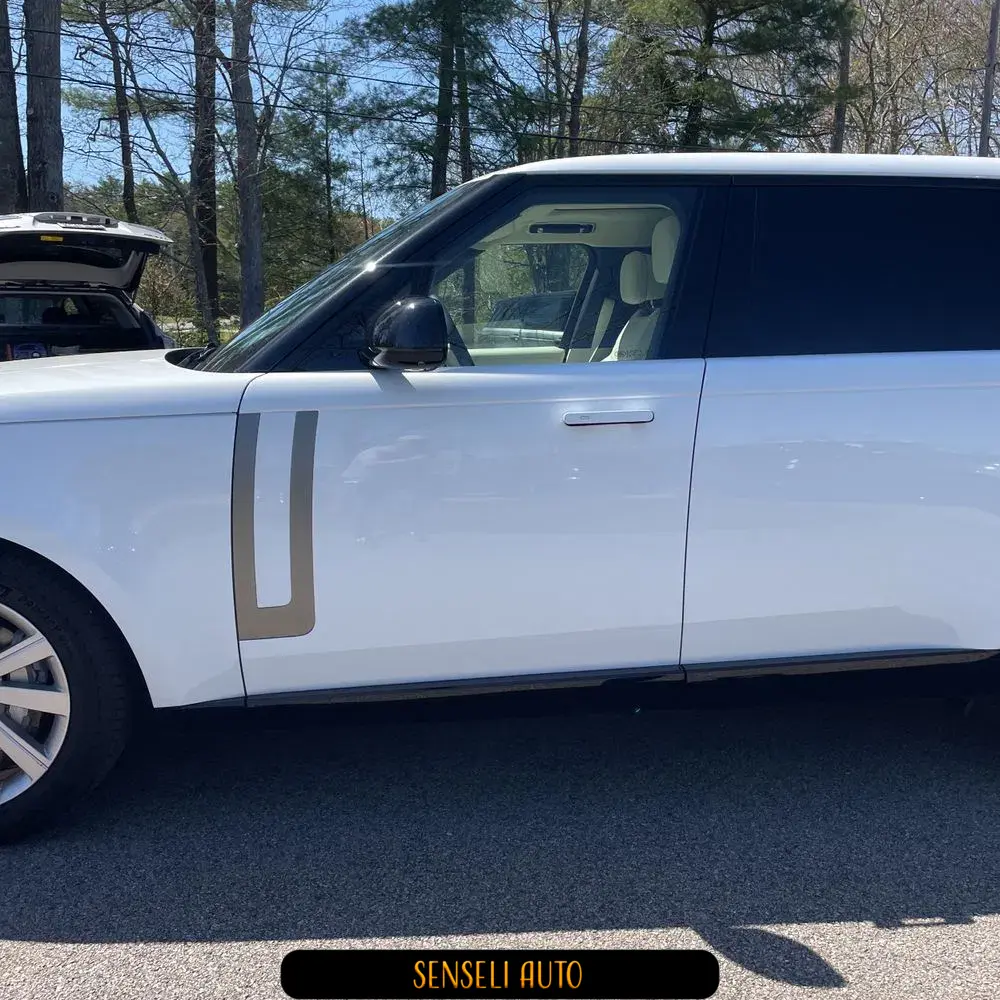 2024 Land Rover Range Rover P400 SE LWB