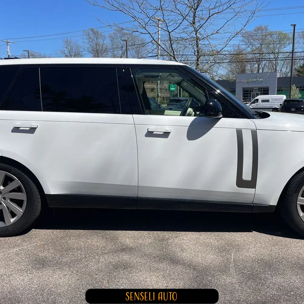2024 Land Rover Range Rover P400 SE LWB