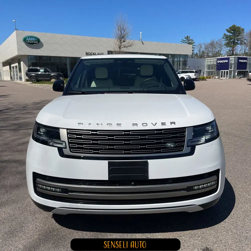 2024 Land Rover Range Rover P400 SE LWB