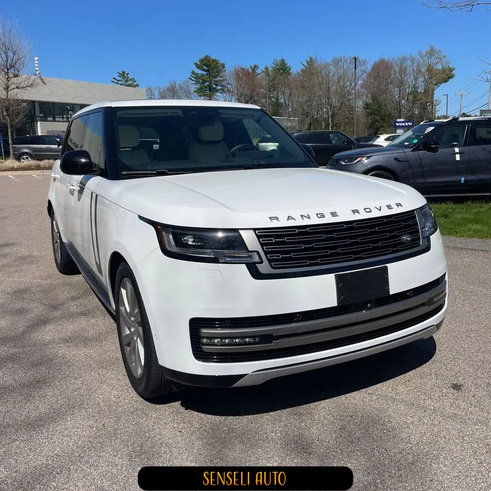 2024 Land Rover Range Rover P400 SE LWB