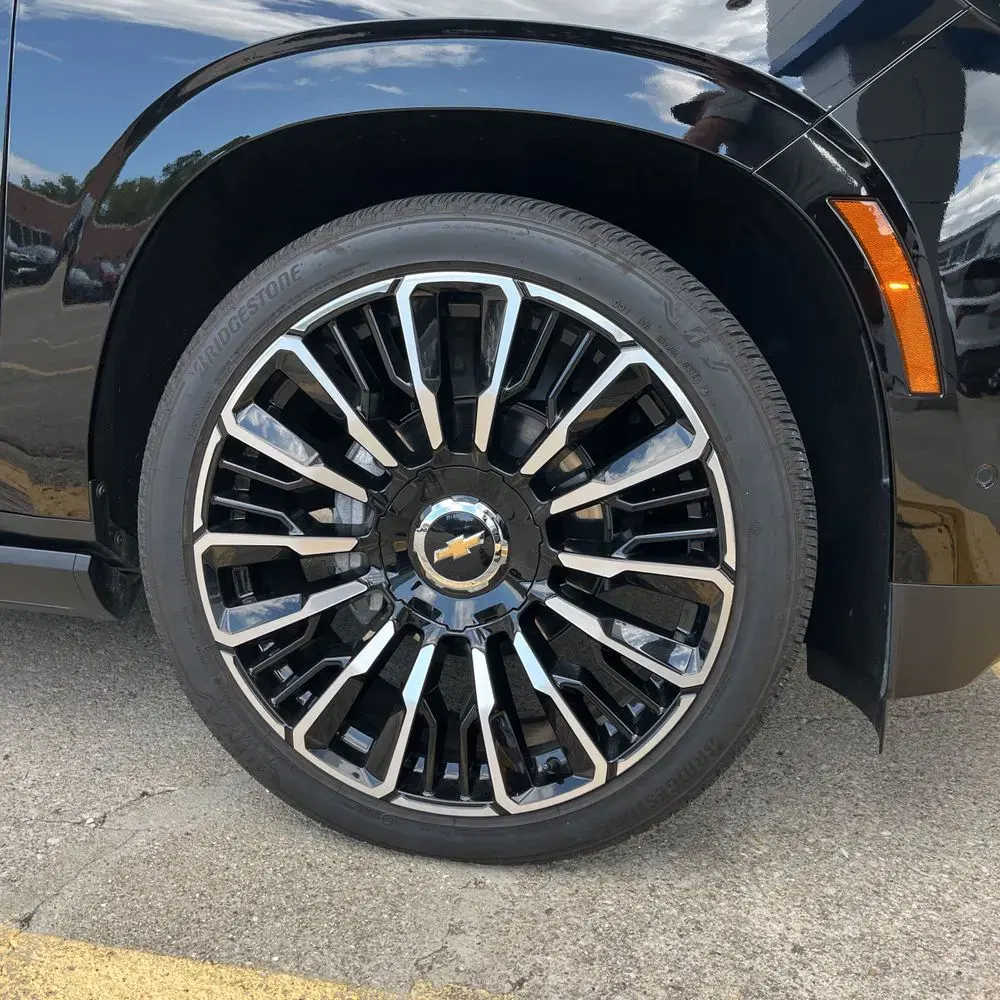 2025 Chevrolet Suburban High Country