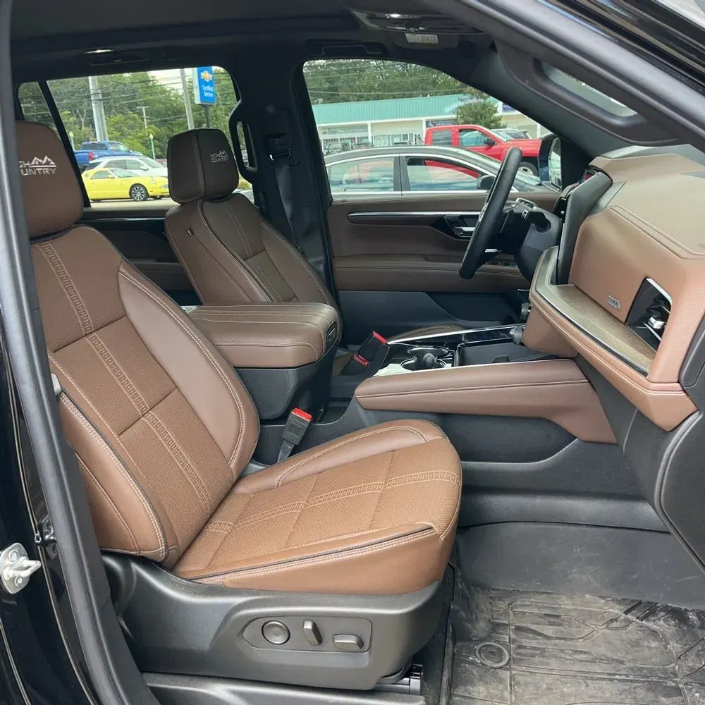 2025 Chevrolet Suburban High Country