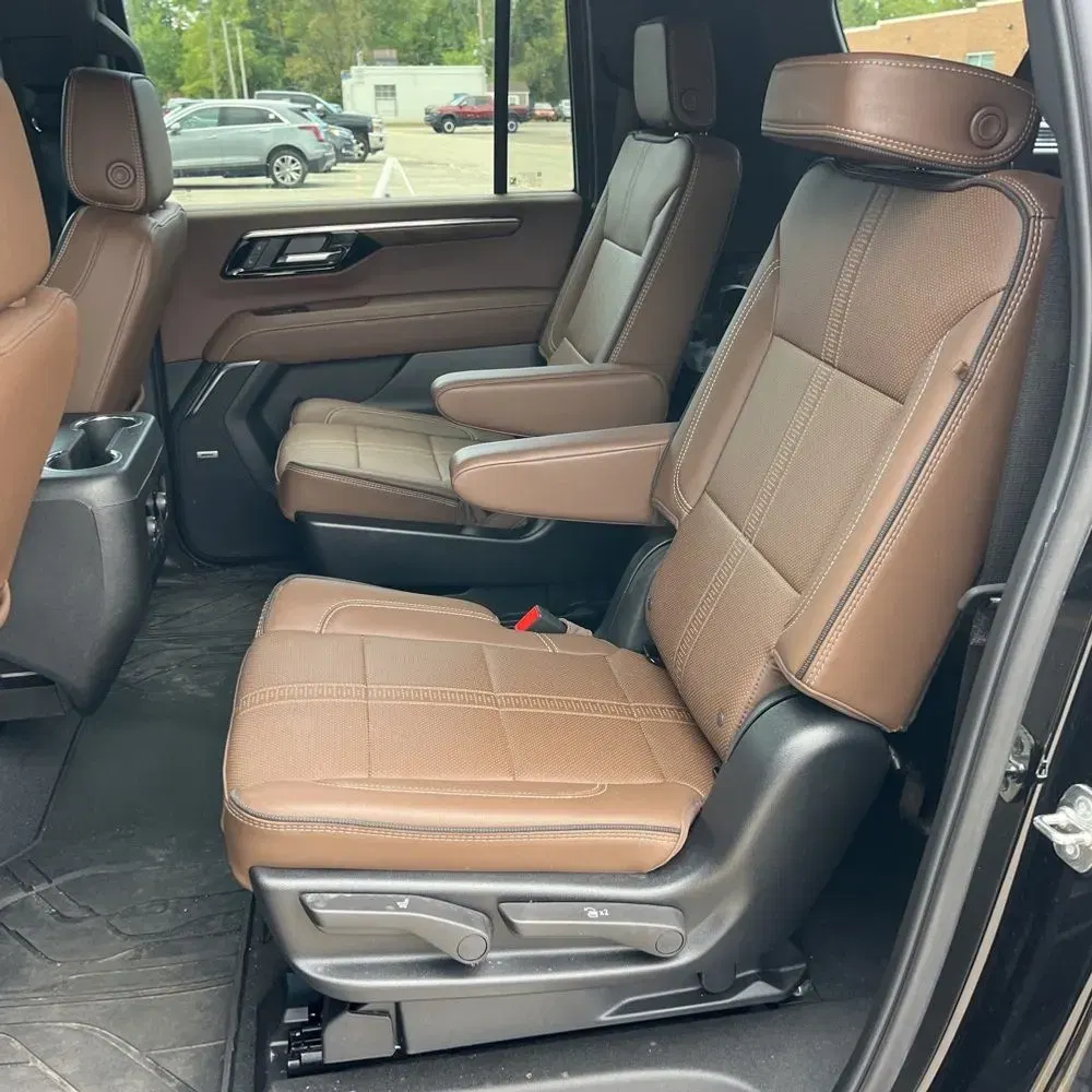 2025 Chevrolet Suburban High Country