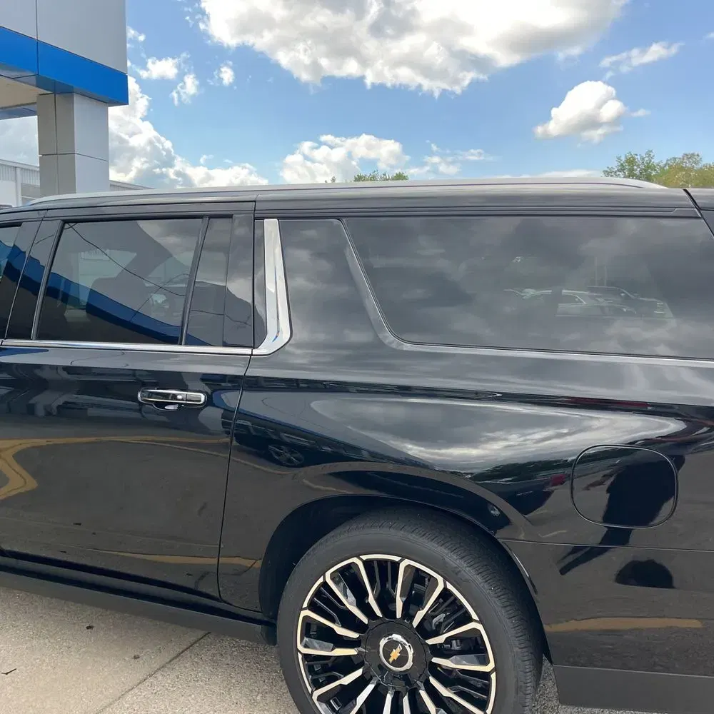 2025 Chevrolet Suburban High Country