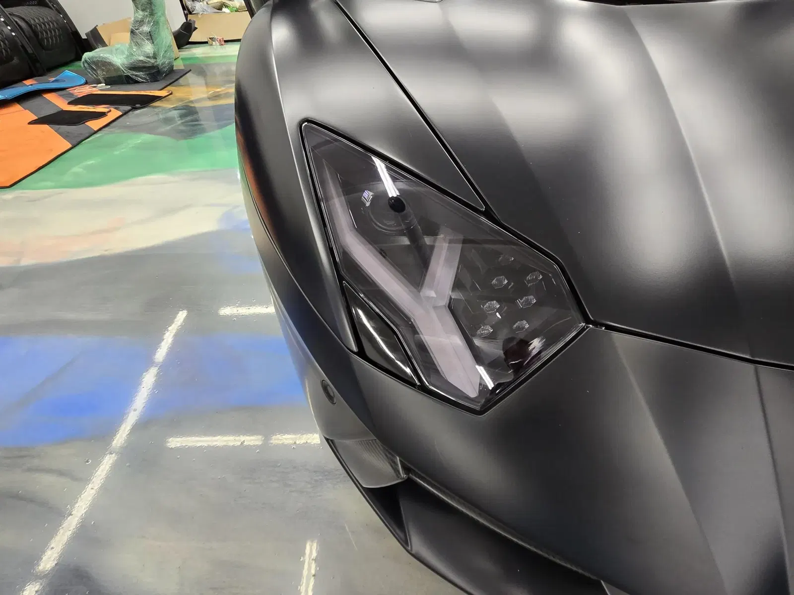 2012 Lamborghini Aventador LP700-4 Coupe