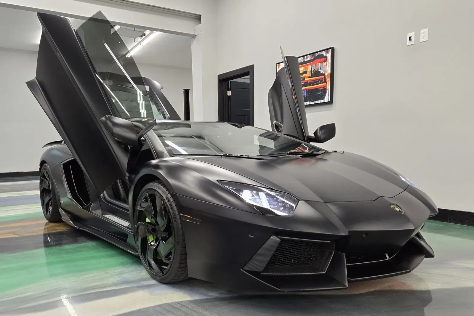 2012 Lamborghini Aventador LP700-4 Coupe