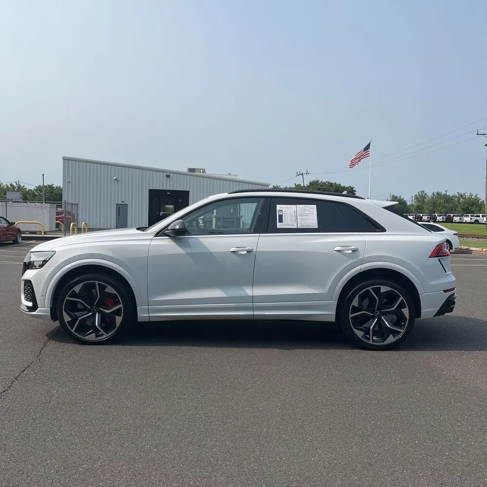 2024 Audi RS Q8 Base