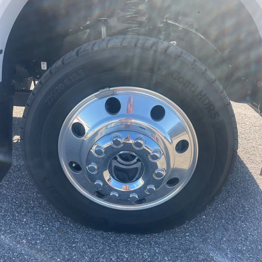 2024 Ford F-450 Super Duty Platinum