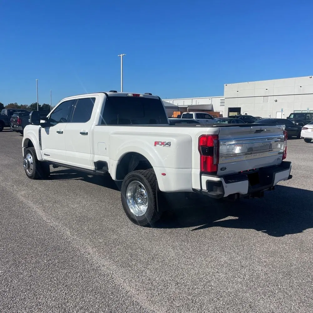 2024 Ford F-450 Super Duty Platinum