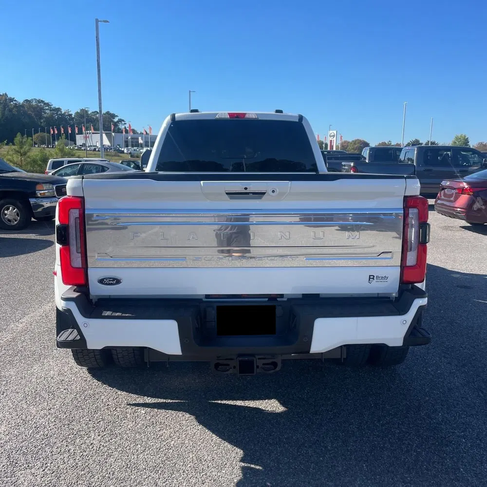 2024 Ford F-450 Super Duty Platinum