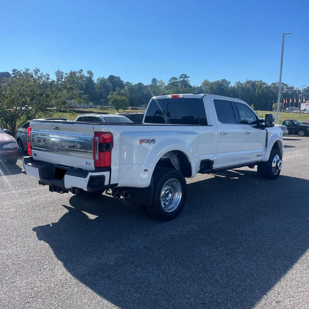2024 Ford F-450 Super Duty Platinum