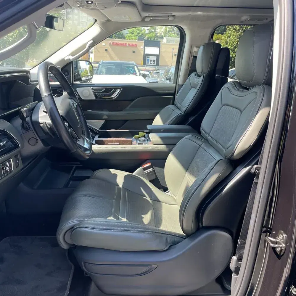 2022 Lincoln Navigator L Black Label