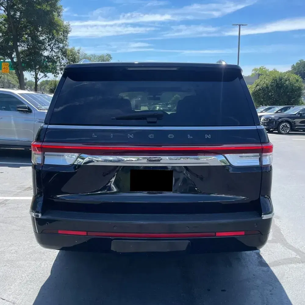 2022 Lincoln Navigator L Black Label
