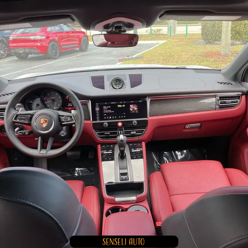 2024 Porsche Macan GTS