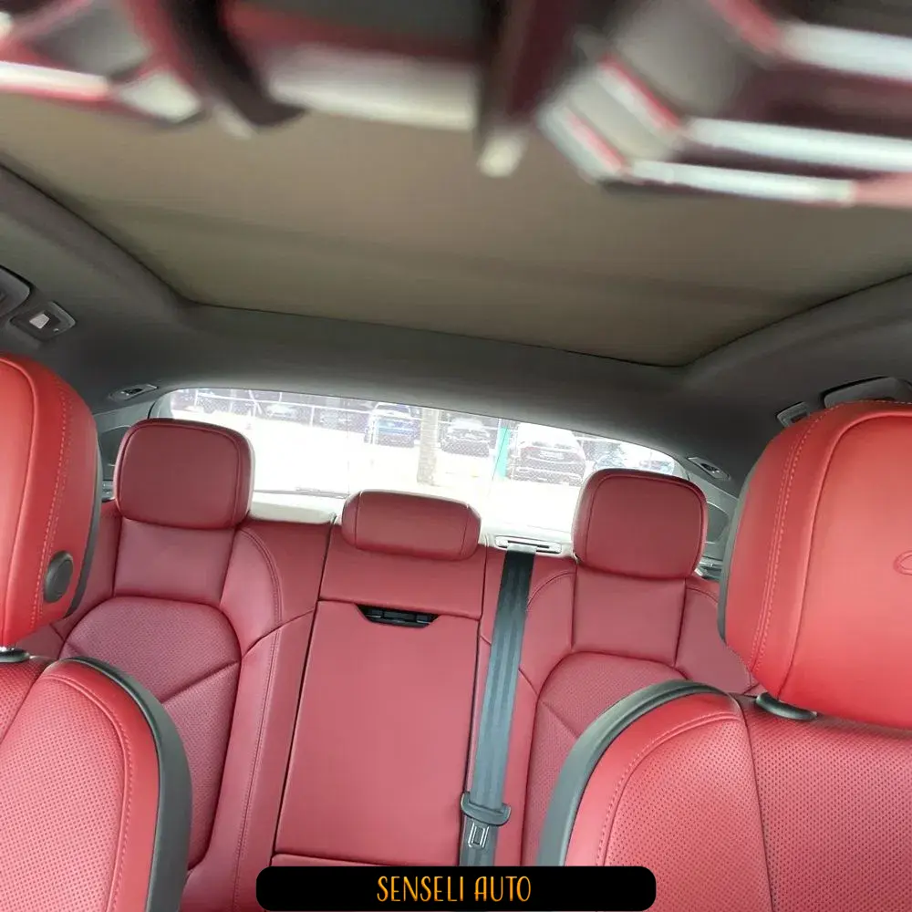 2024 Porsche Macan GTS