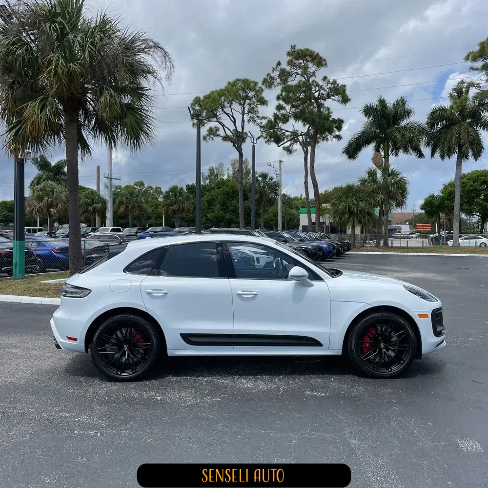 2024 Porsche Macan GTS