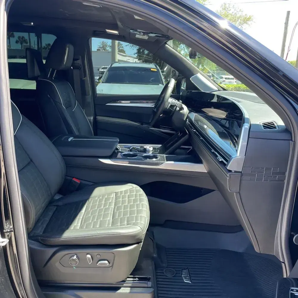 2026 Cadillac Escalade-V Base