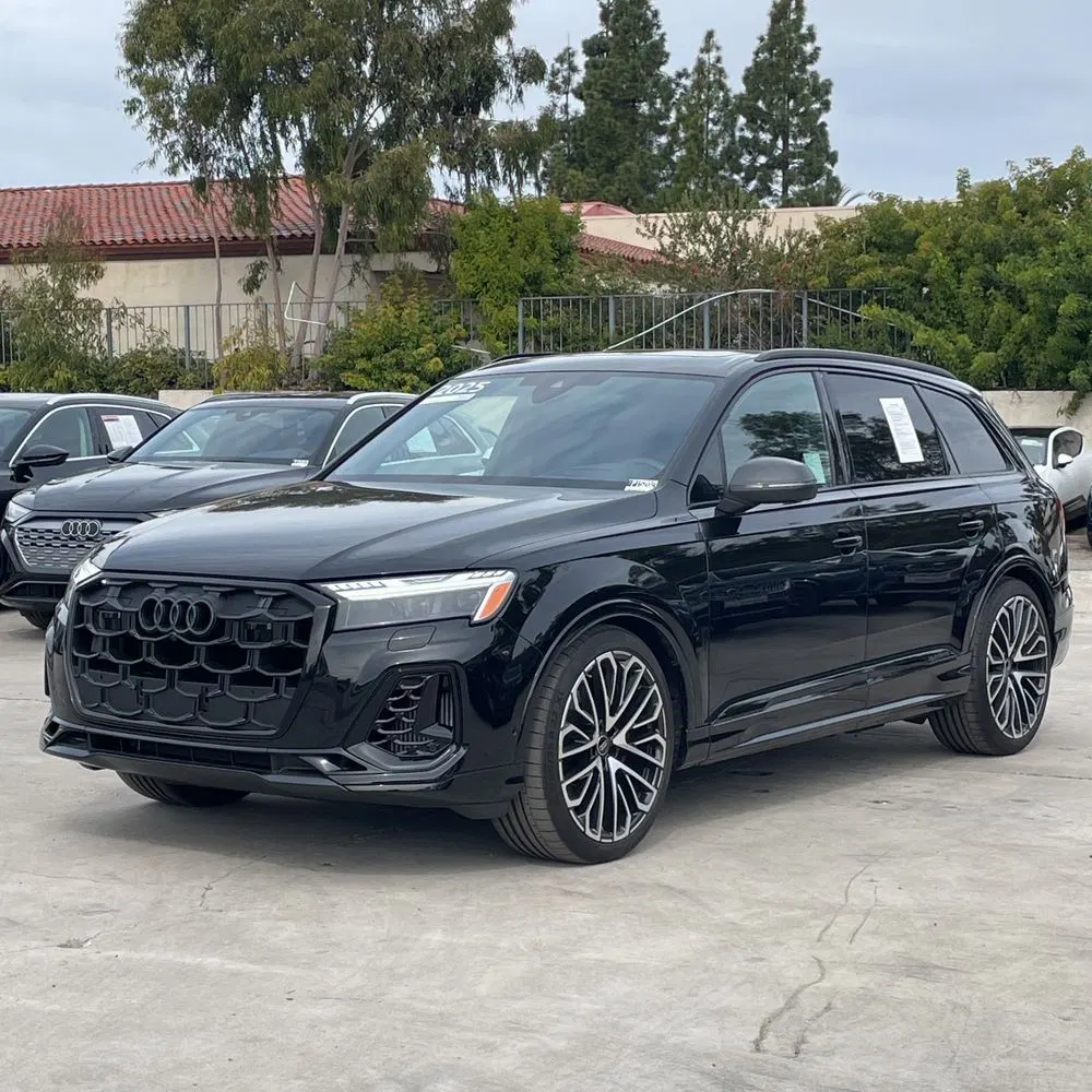 2025 Audi SQ7 Prestige