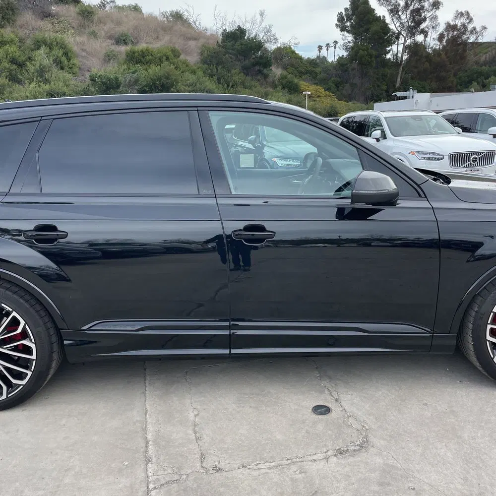 2025 Audi SQ7 Prestige