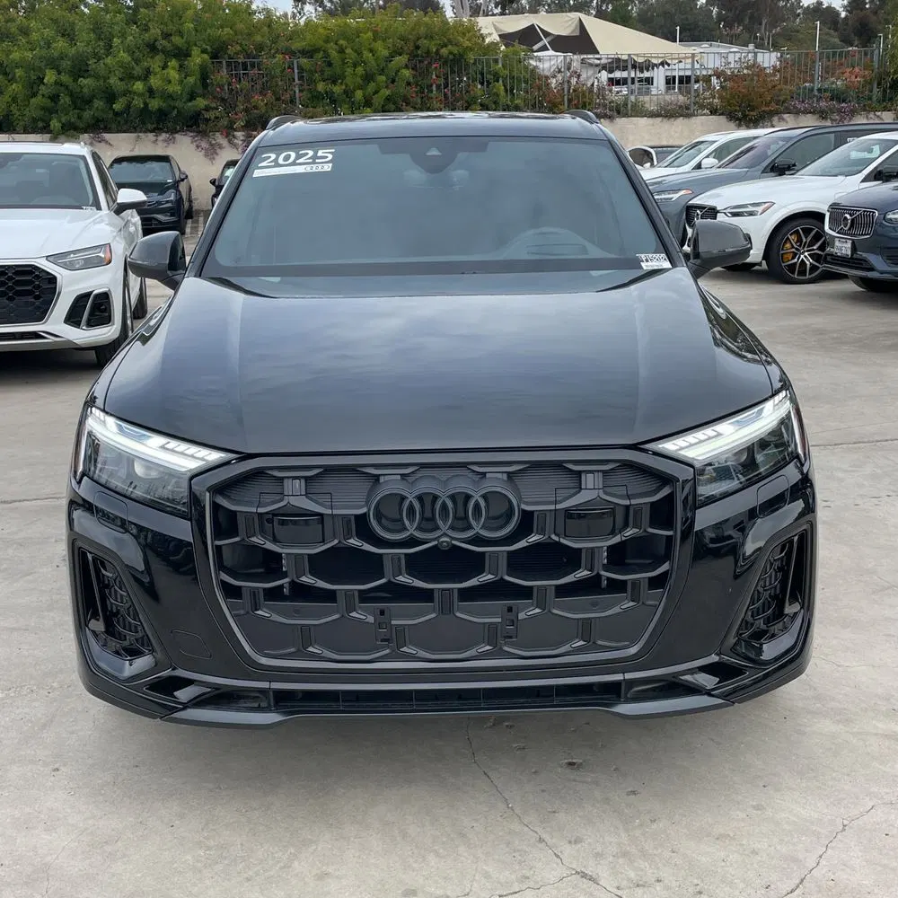 2025 Audi SQ7 Prestige