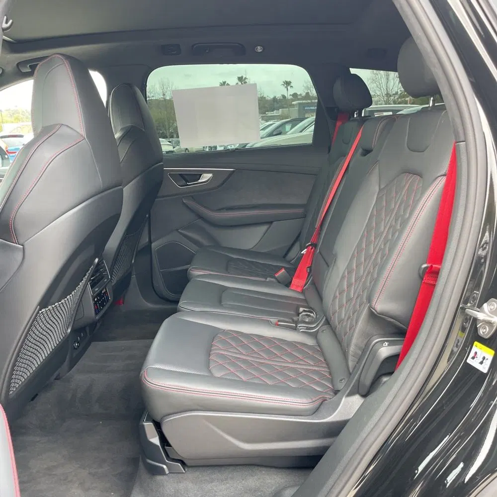 2025 Audi SQ7 Prestige
