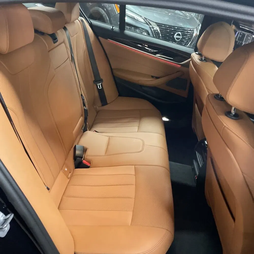 2023 BMW 540 i xDrive