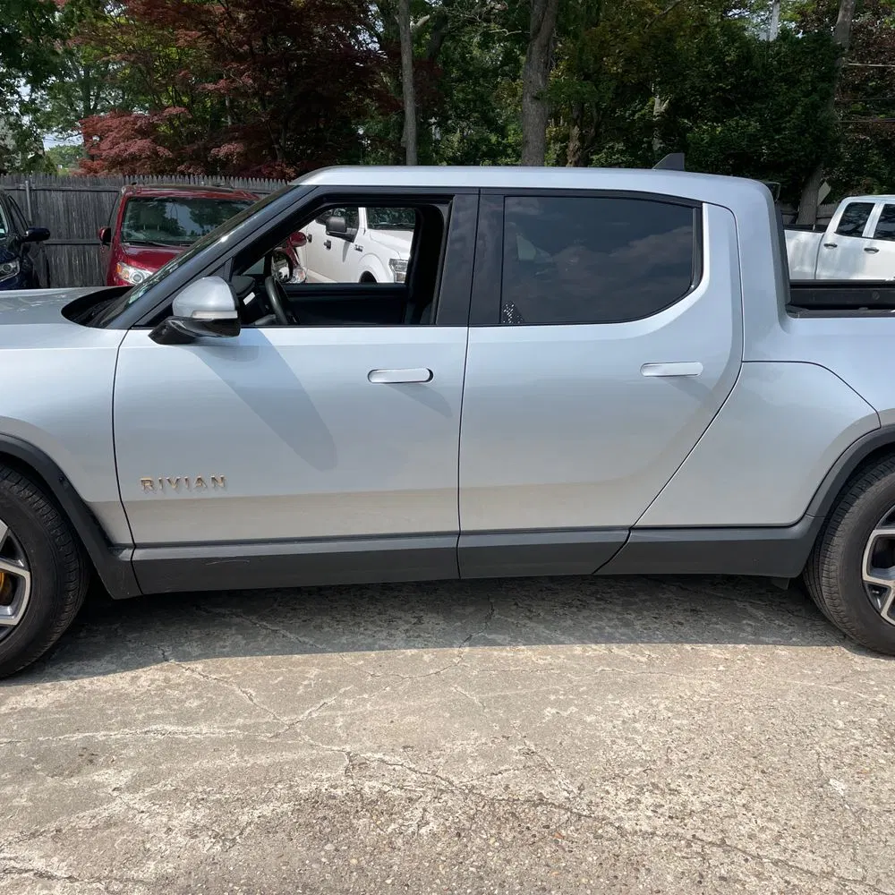 2022 Rivian R1T Adventure