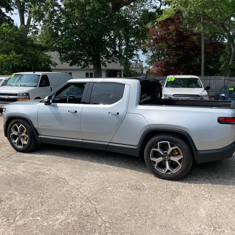 2022 Rivian R1T Adventure