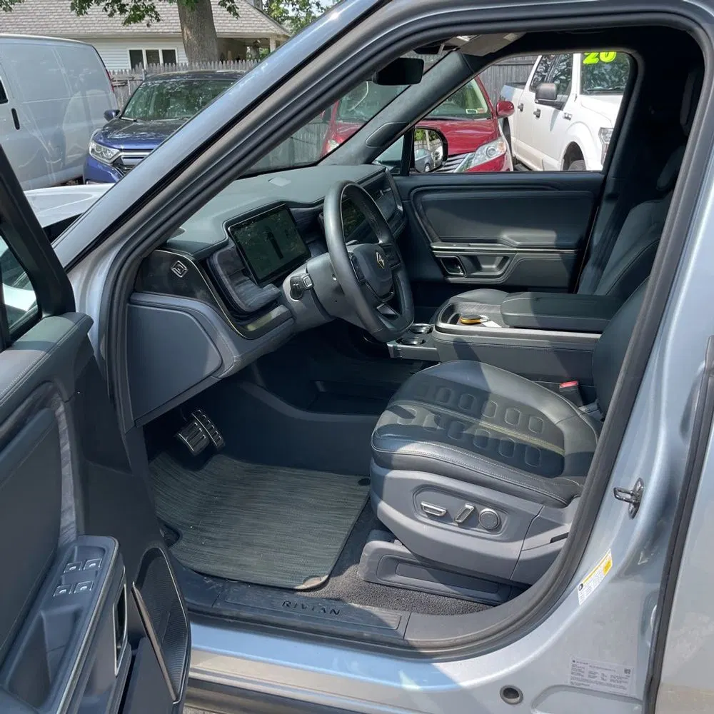 2022 Rivian R1T Adventure