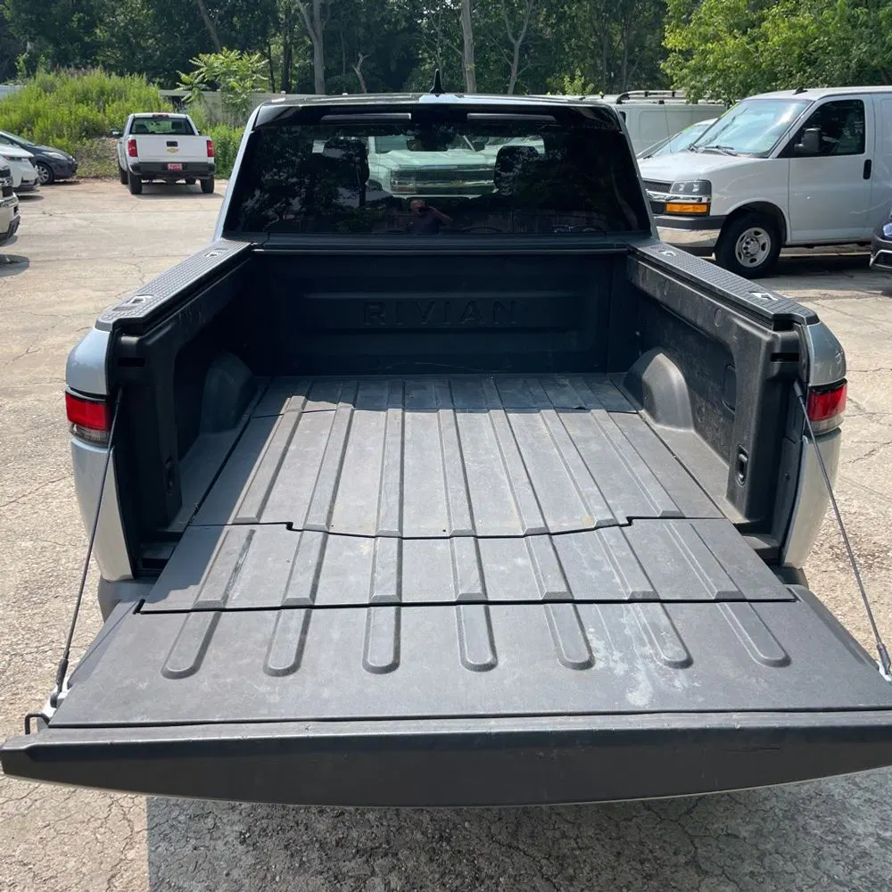 2022 Rivian R1T Adventure