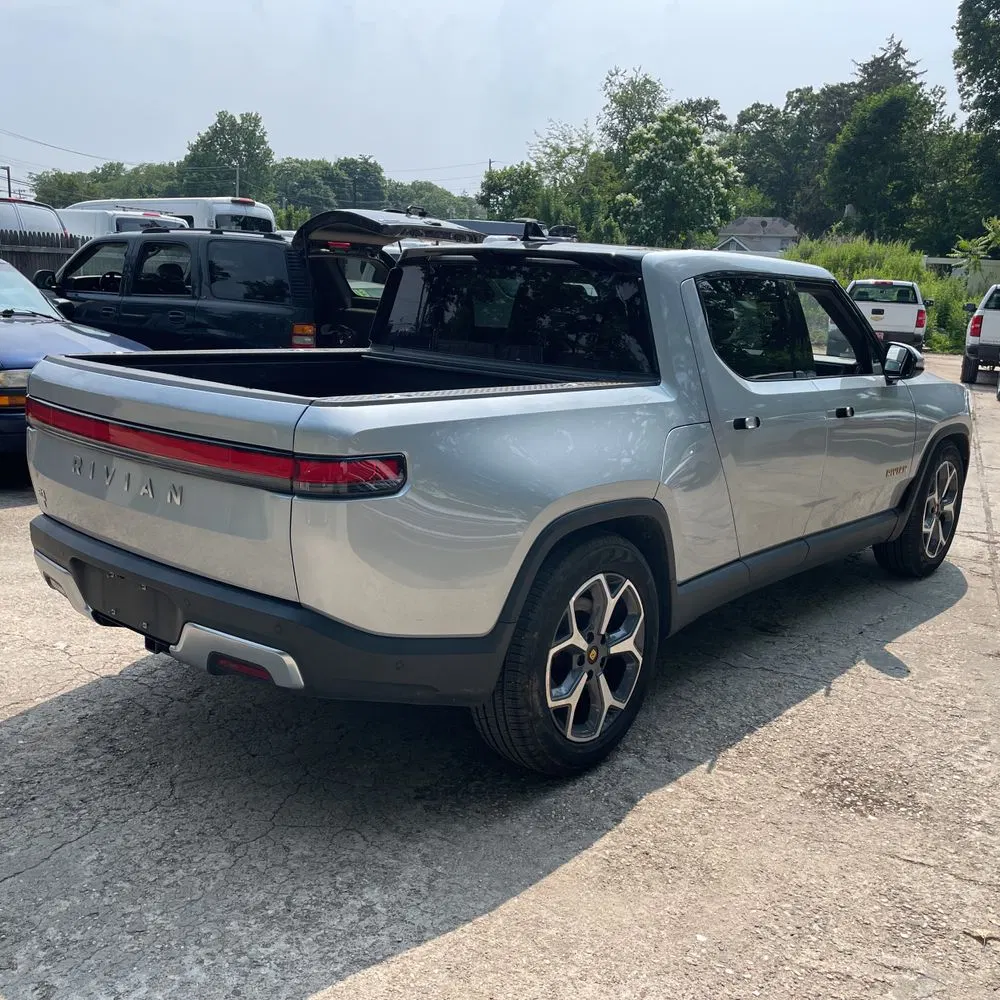 2022 Rivian R1T Adventure