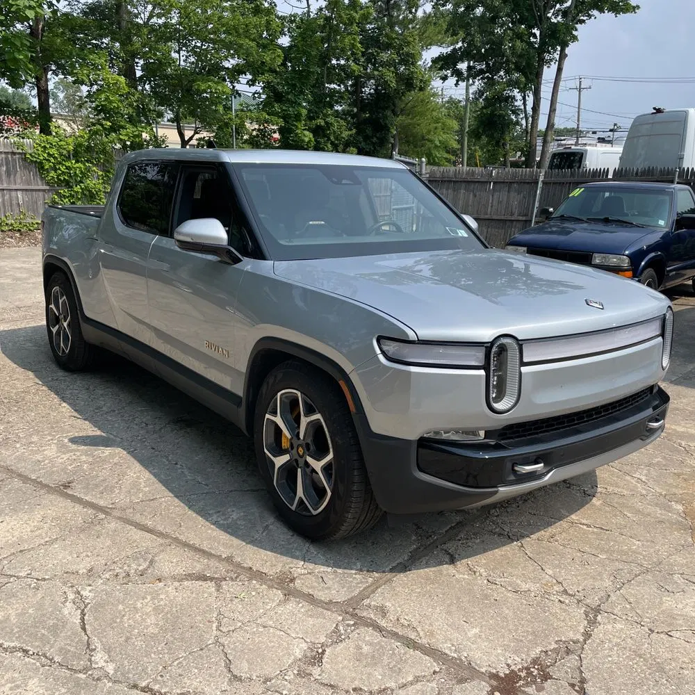 2022 Rivian R1T Adventure