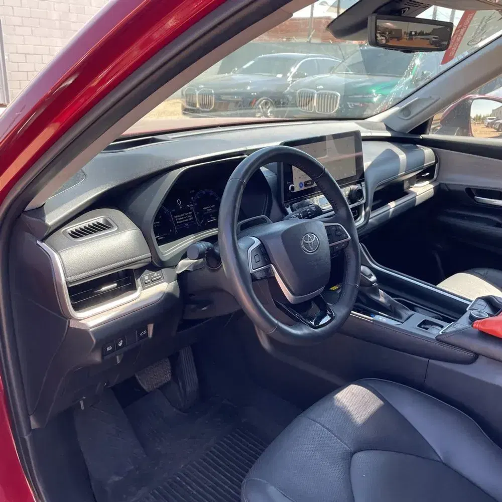 2024 Toyota Grand Highlander Platinum