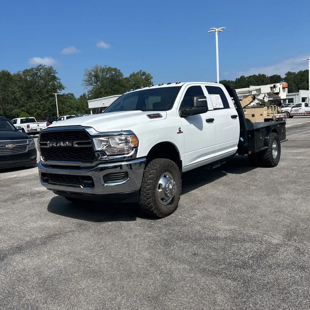 2024 Ram 3500 Cab/Chassis Tradesman