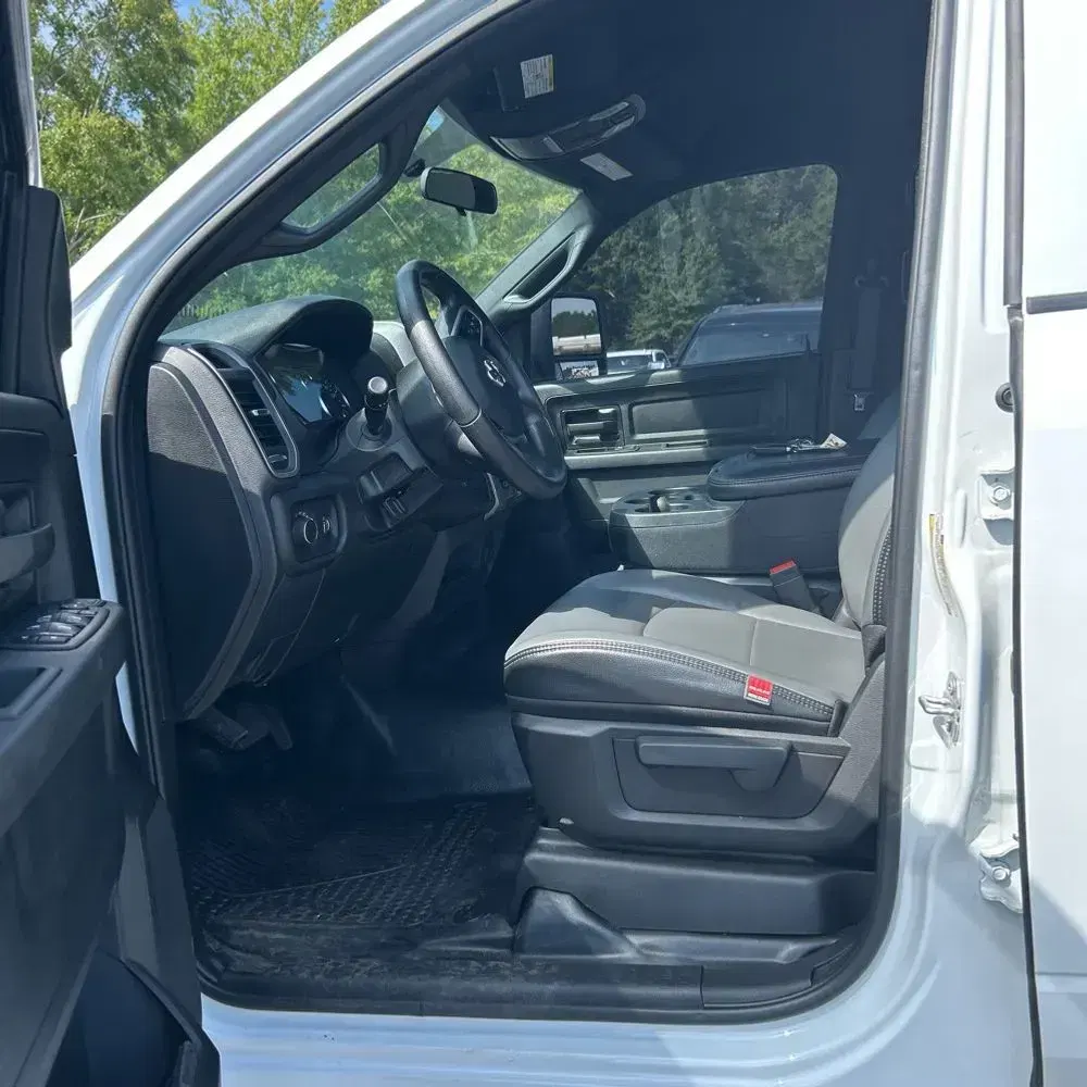 2024 Ram 3500 Cab/Chassis Tradesman