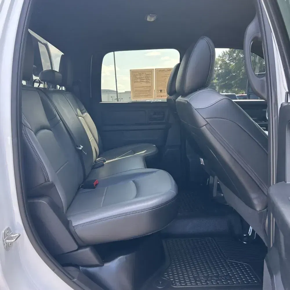 2024 Ram 3500 Cab/Chassis Tradesman