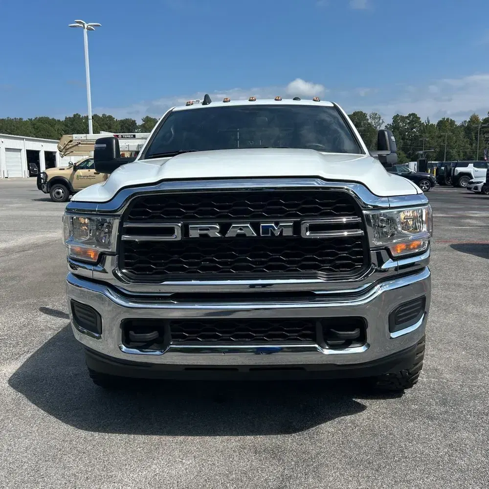 2024 Ram 3500 Cab/Chassis Tradesman