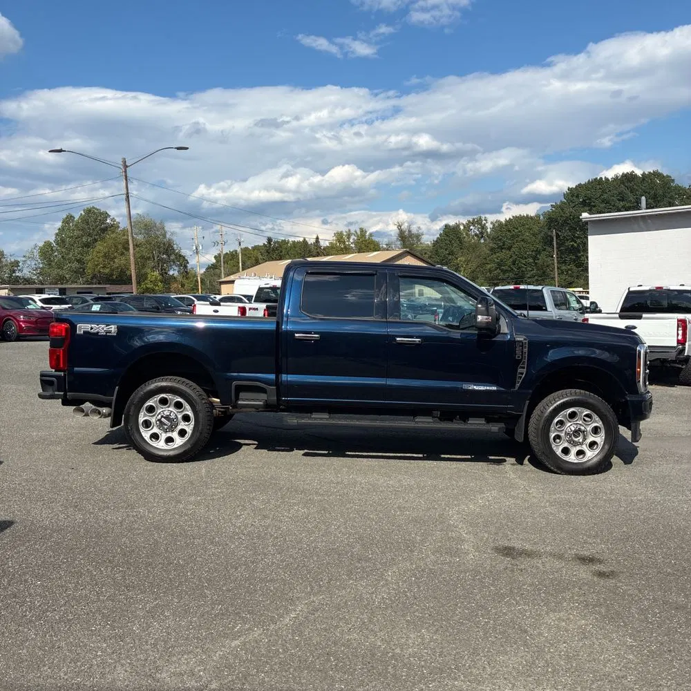 2024 Ford F250 S/D Lariat