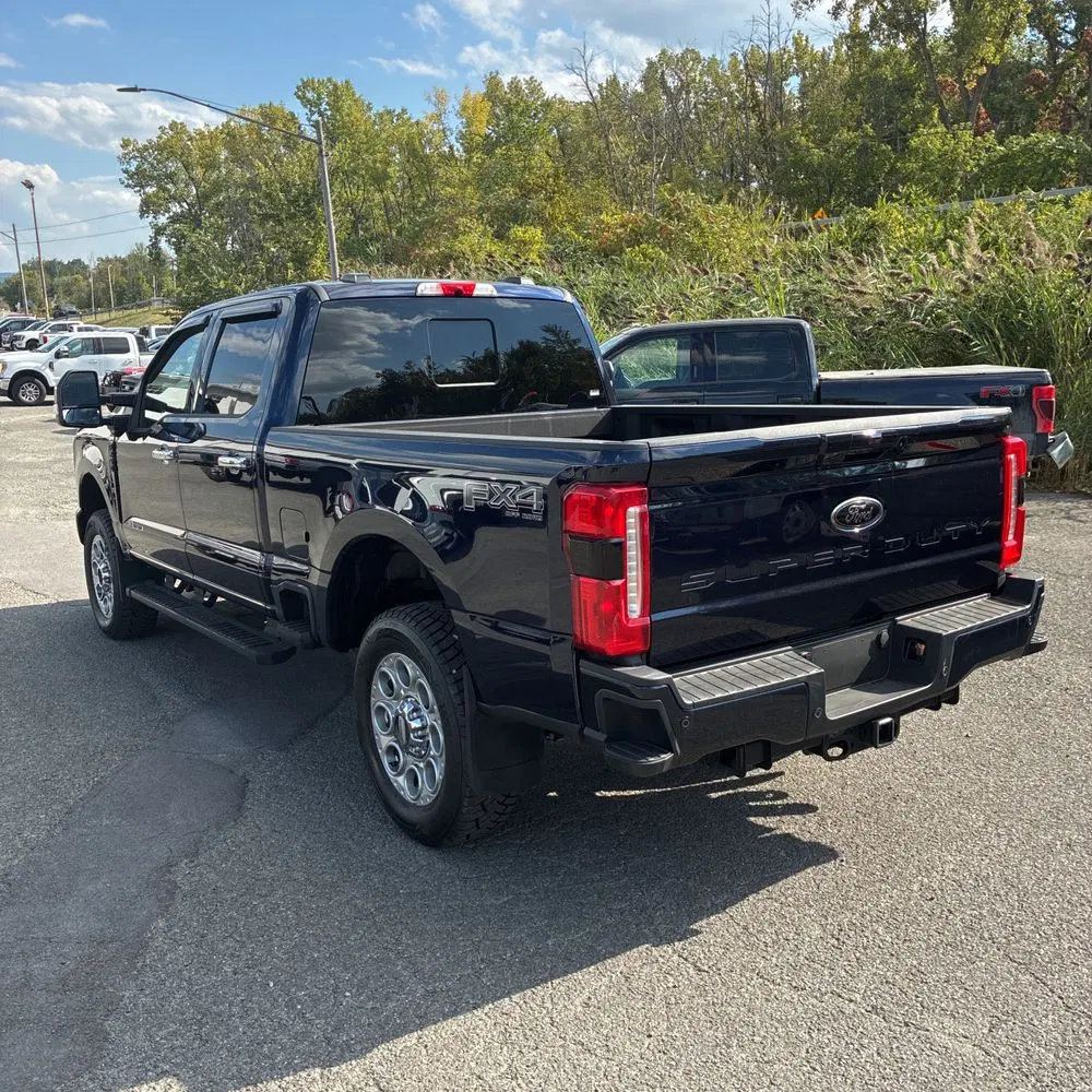 2024 Ford F250 S/D Lariat