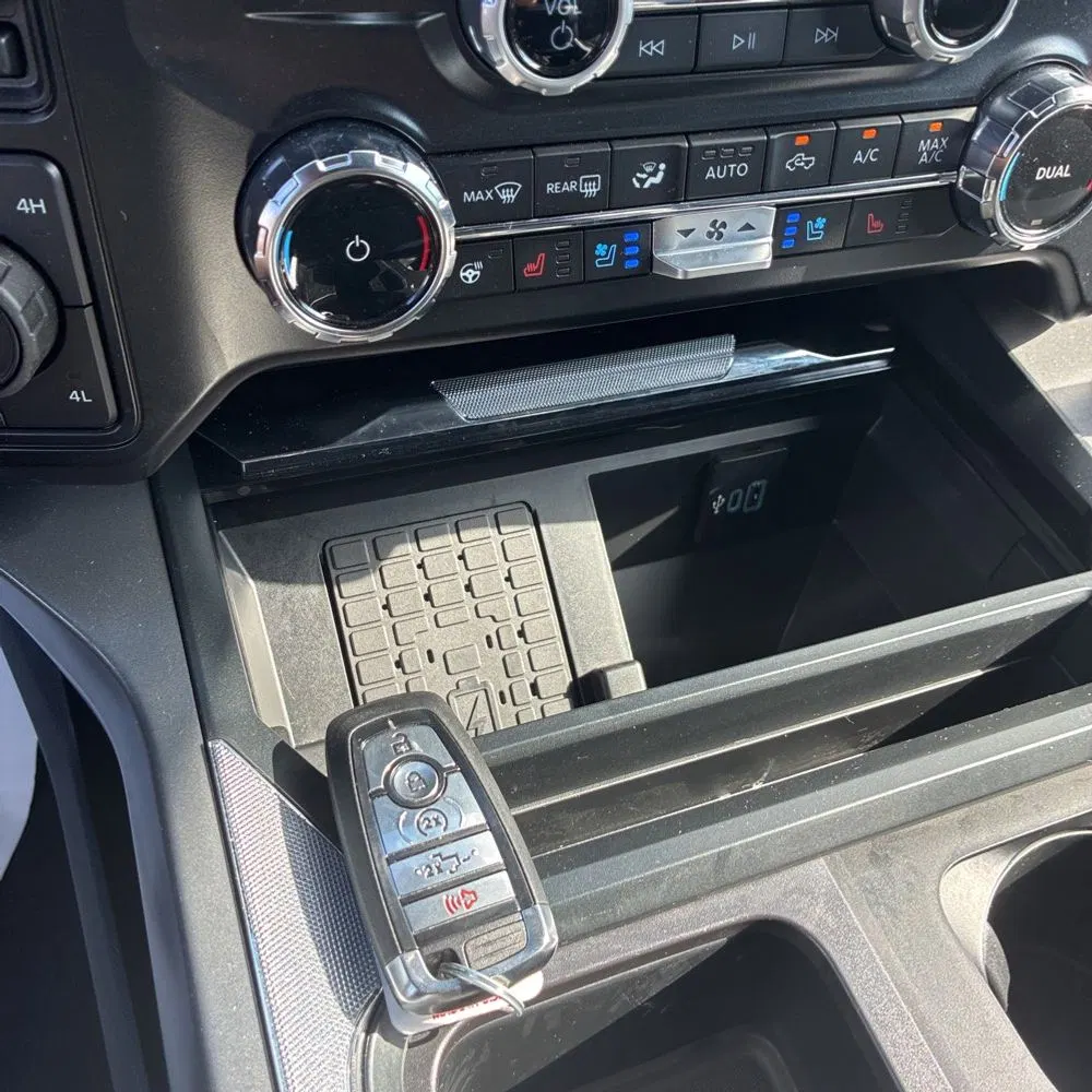 2024 Ford F250 S/D Lariat