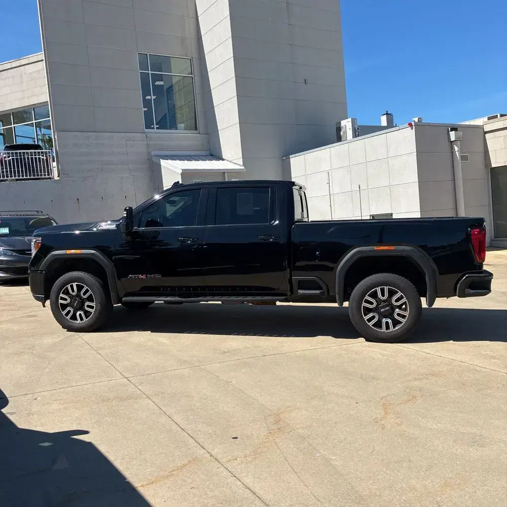 2022 GMC Sierra 2500 AT4