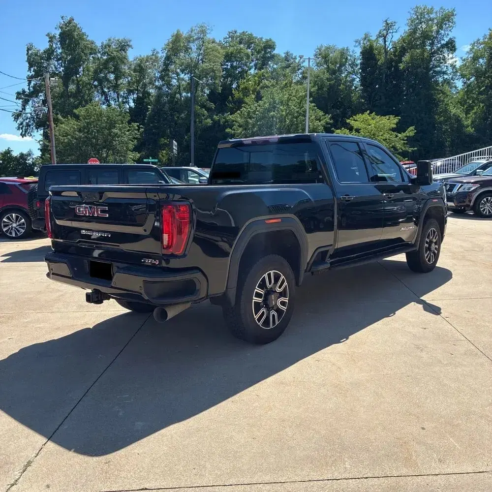 2022 GMC Sierra 2500 AT4