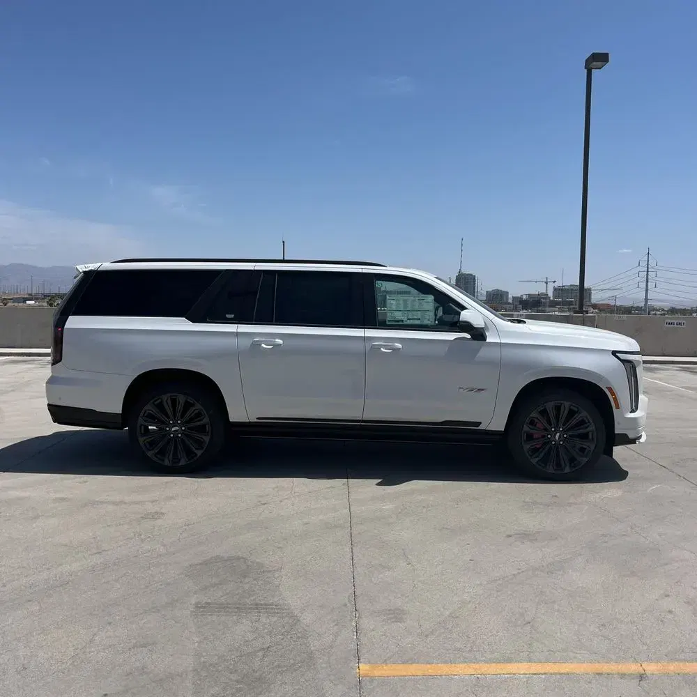 2025 Cadillac Escalade-V ESV Base