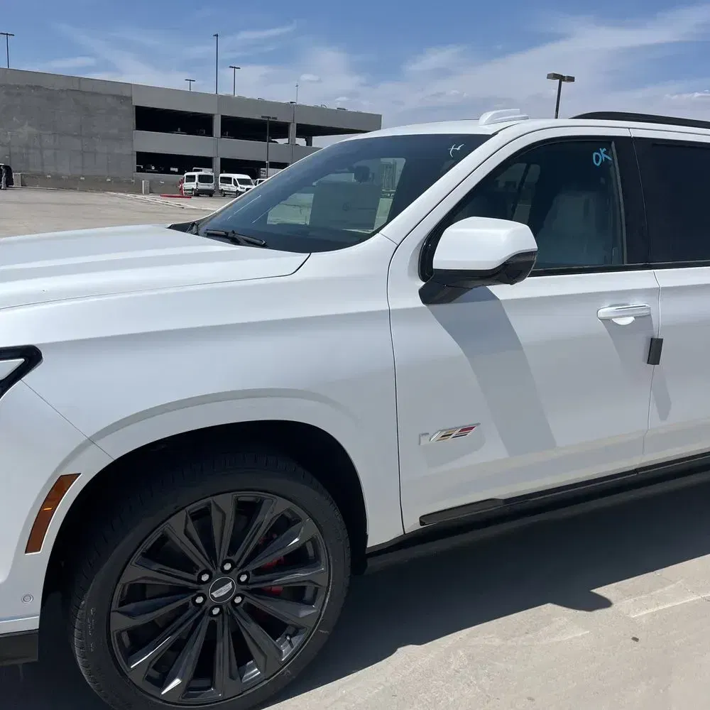 2025 Cadillac Escalade-V ESV Base