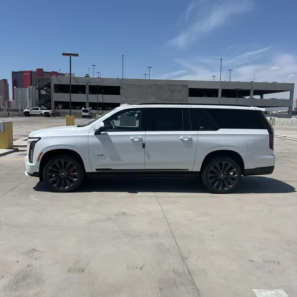 2025 Cadillac Escalade-V ESV Base