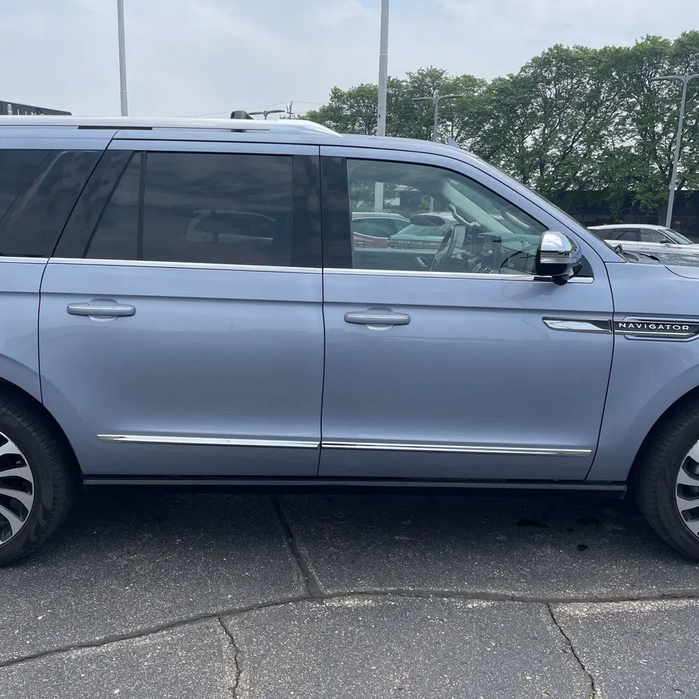2022 Lincoln Navigator L Black Label