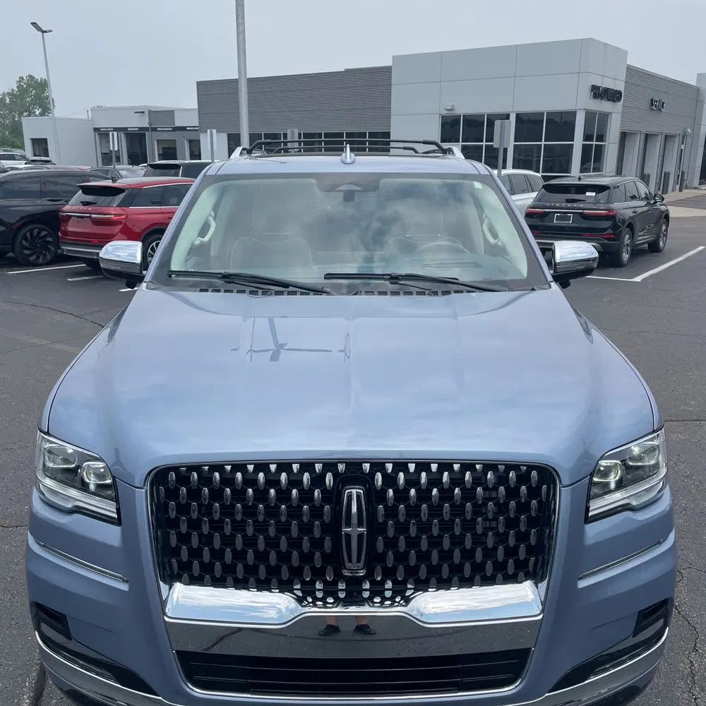 2022 Lincoln Navigator L Black Label