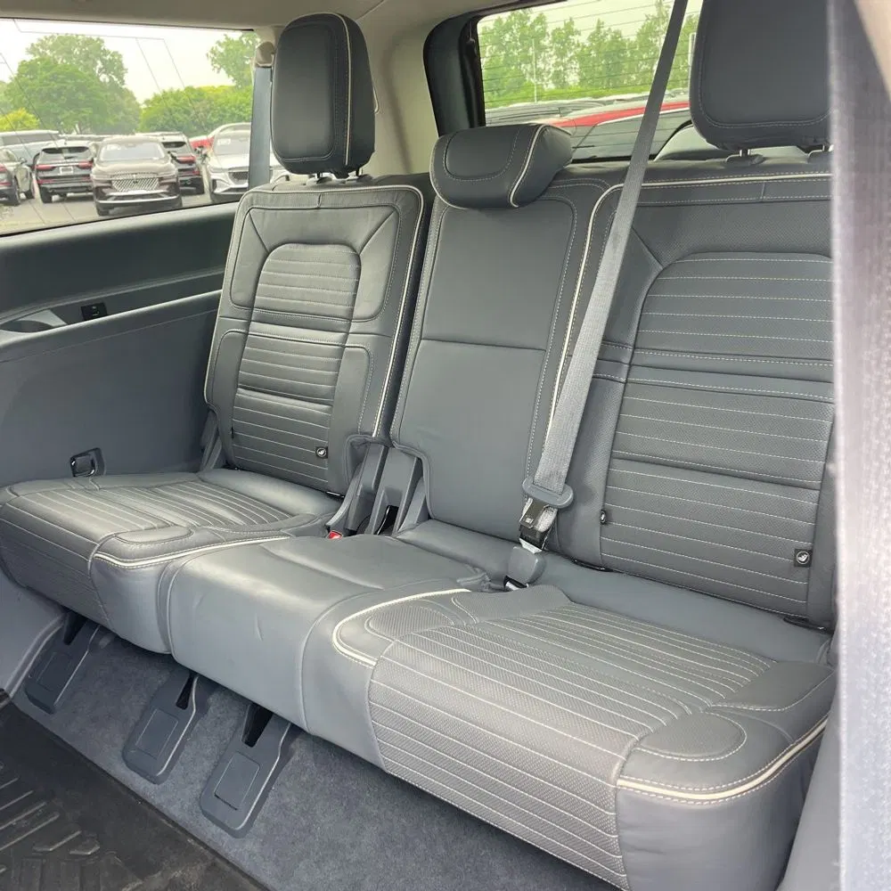 2022 Lincoln Navigator L Black Label